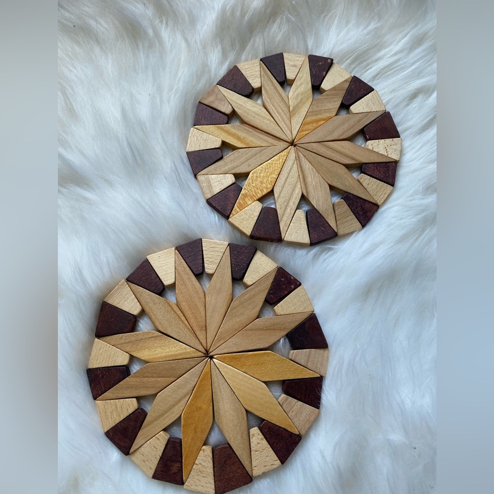 🥳SOLD🥳 Wood trivets - Picture 5 of 5